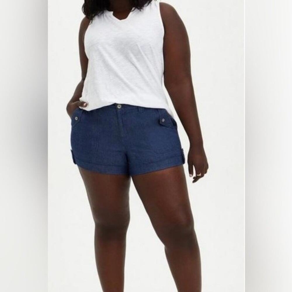 Torrid Military Short Short Chambray Blue Medium Wash Size 10‎